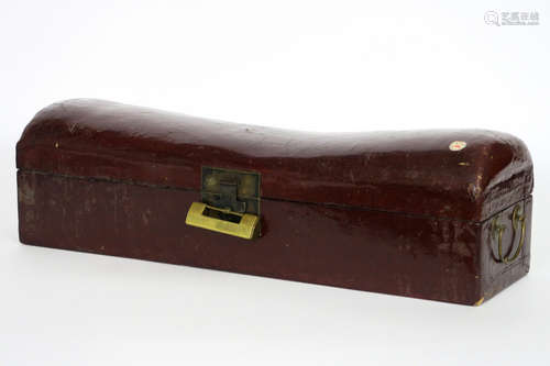 antique Chinese neckrest and box with its original lock – with old Chinese export seal