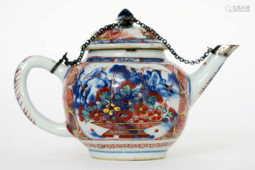 18th Cent. Chinese tea pot in porcelain with silver mounting