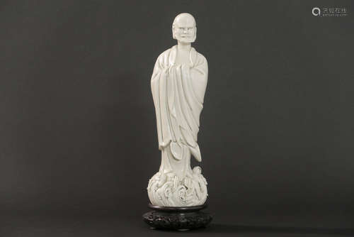 Chinese sculpture in porcelain