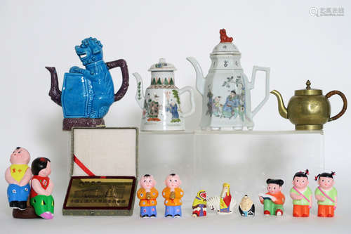 20th Cent. Chinese “Tianjin” figures in painted clay and 6 Chinese teapots