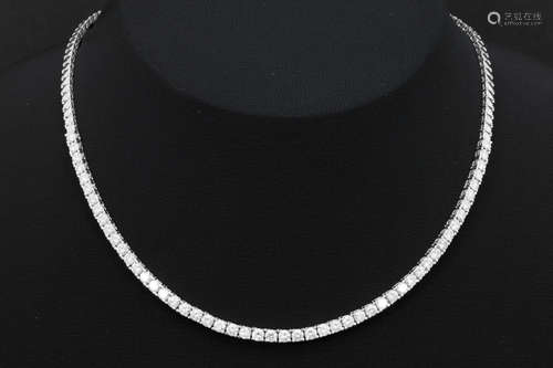 classy necklace in white gold (18 carat) with at least 5,80 carat of high quality brilliant cut diamonds