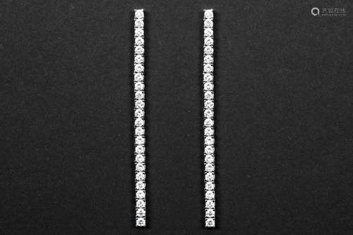 pair of earrings in white gold (18 carat) with at least 2,30 carat of high quality brilliant cut diamonds