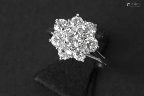 ring in white gold (18 carat) with ca 1,50 carat of high quality brilliant cut diamonds