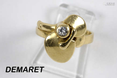 ’Demaret’ ring in yellow gold (18 carat) with a 0,10 carat quality brilliant cut diamond – marked