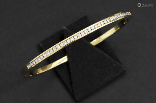 bracelet in yellow gold (18 carat) with more then 0,80 carat of very high quality brilliant cut diamonds