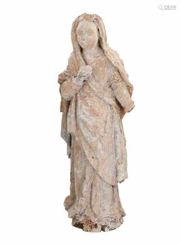 Gestoken houten sculptuur van een vrouw met resten van polychromie. Vlaanderen, 16/17e eeuw. H. 68