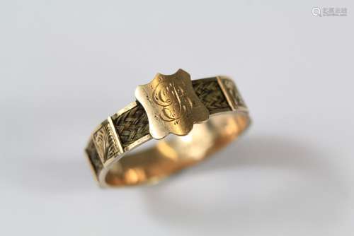 An Antique 9ct Gold Mourning Ring