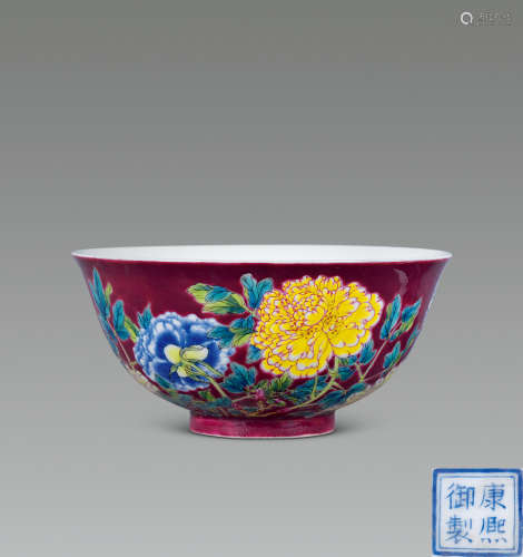 清 粉彩花卉纹碗