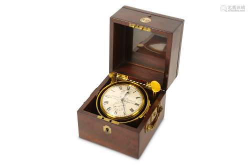 A FINE AND RARE 19TH CENTURY MAHOGANY TWO DAY MARINE CHRONOMETER OF SMALL SIZE BY ARNOLD & DENT,