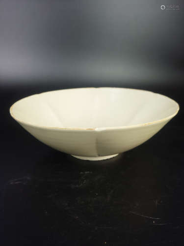 A DINGYAO WHITE BOWL