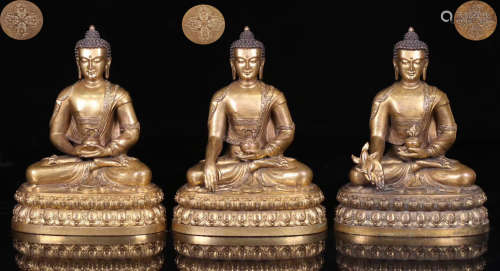 THREE GILT BRONZE MOLDED SHAKYAMUNI BUDDHA STUATES