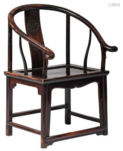 A Chinese lacquered wooden horseshoe back armchair, H