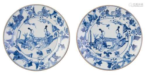 A pair of fine Chinese blue and white dishes, decorated