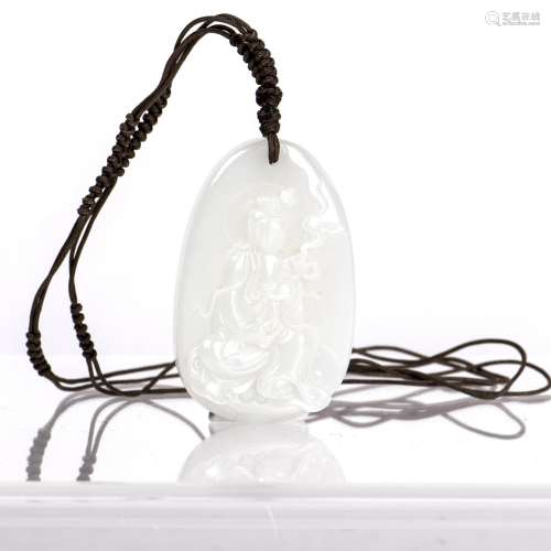 A HE TIAN WHITE JADE PENDANT CARVED WITH GUANYIN