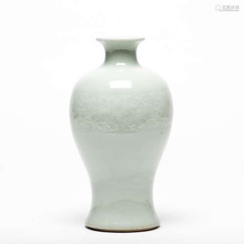 A CELADON MEIPING VASE