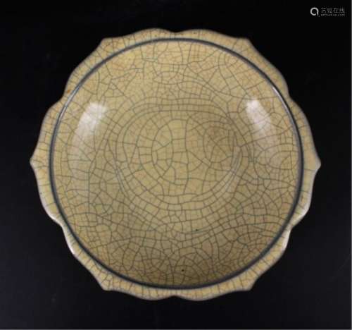Chinese Song Porcelain Geyao Plate