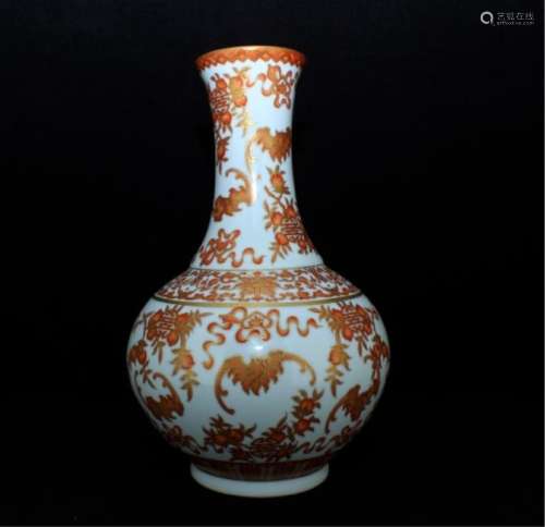 Large Chinese Qing Porcelain Famille Rose Vase