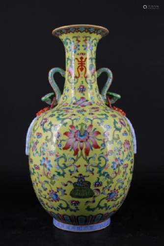 Chinese Qing Porcelain Famille Rose Vase
