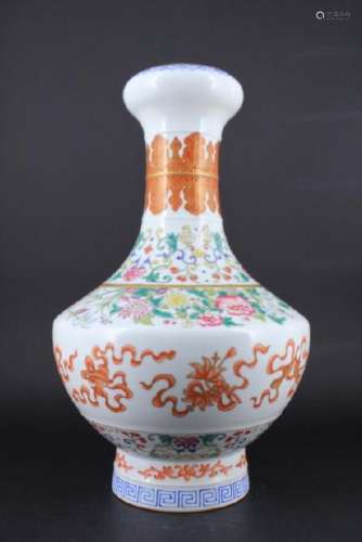 Chinese Qing Porcelain Famille Rose Vase