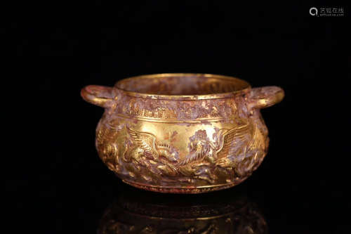 A TANG DYNASTY STYLE GOLD DOUBLE-EAR POT