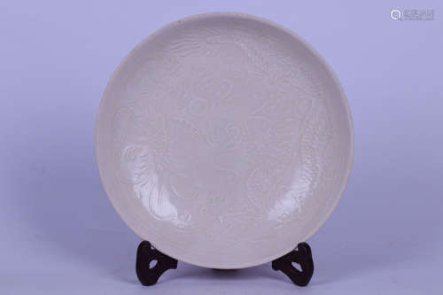 A DING KILN DRAGON&PHENIX PATTERN PLATE