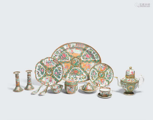 Late Qing and Republic period A large assembled group of Rose Medallion export ware