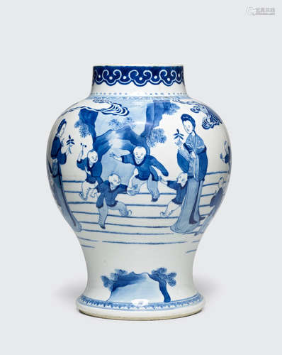 19th century A blue and white jar with figures