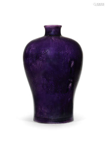 19th century An aubergine-glazed vase, meiping