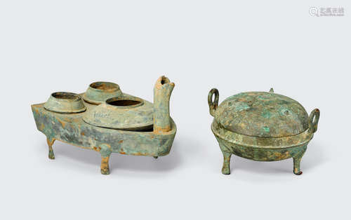 Han dynasty Two archaic bronze containers