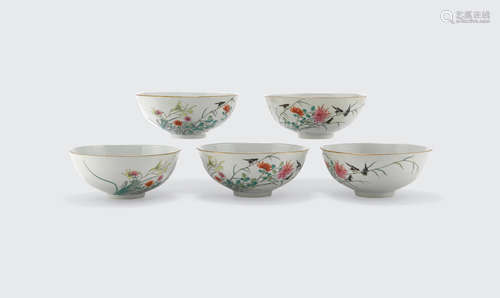 Taoci zhenpin marks, Republic period A set of five famille rose enameled bowls