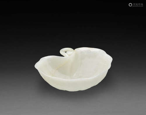 A Mughal style jade leaf-form water coupe