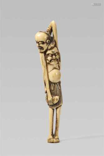 A long stag antler netsuke of an ashinaga and a tenaga. 19th centuryAn ashinaga wearing only a straw