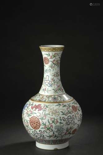 Vase bouteille en porcelaine famille rose Chine, m...