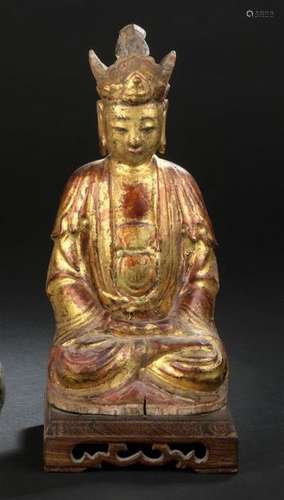 Statuette de Bodhisattva en bois laqué rouge et or...