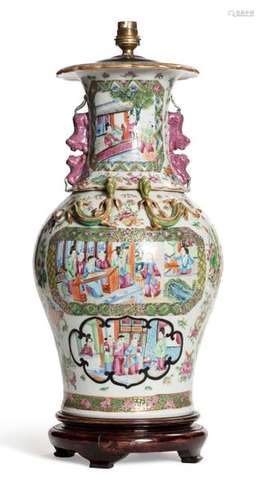 CHINE PÉRIODE GUANGXU, VERS 1880 1900 Vase balu...