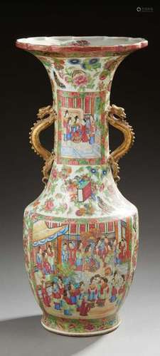 CHINE (CANTON) Important vase en porcelaine de ...