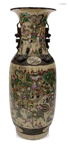 CHINE (NANKIN) Vase en porcelaine de forme balu...