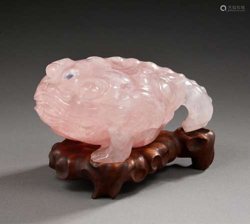 CHINEFigurine représentant un crapaud en quartz...