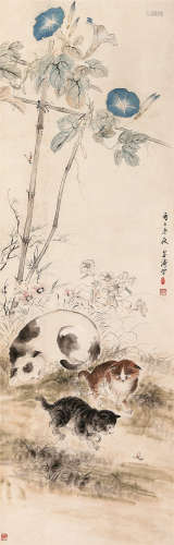 王雪涛（1903～1982） 猫戏图 立轴 设色纸本