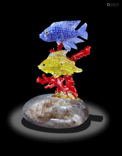 Tanzanite and Beryl Carving Depicting Two Fish by Manfred Wild