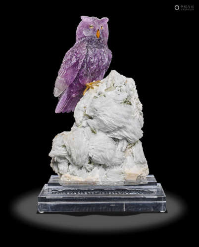 Amethyst Owl on Clevelandite Base by Peter Muller