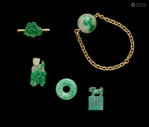 Group of Jade and Hardstone Items