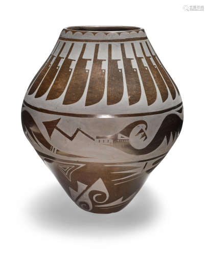 A Carmelita Dunlap blackware vase