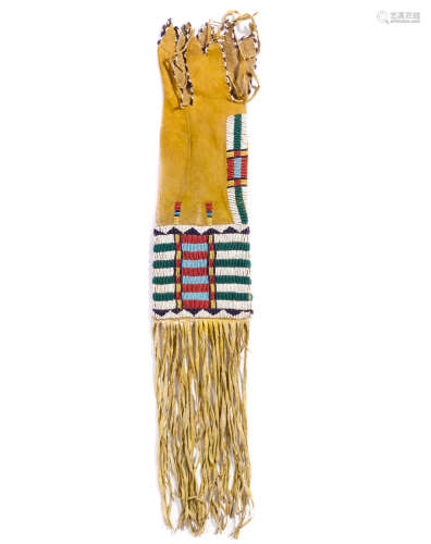A Cheyenne beaded tobacco pouch