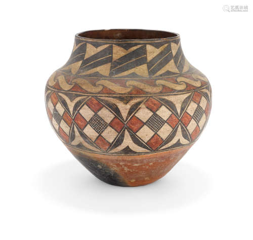 A Zia polychrome jar