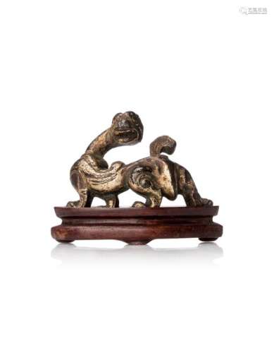 CHINE, Dynastie HanPoids de rouleau en bronze d...