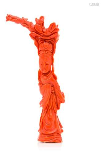 CHINE, XXe siècleDeux sculptures en corail* rou...