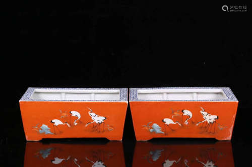 17-19TH CENTURY, A PAIR OF CRANE PATTERN RED GLAZED FLOWERPOTS, QING DYNASTY