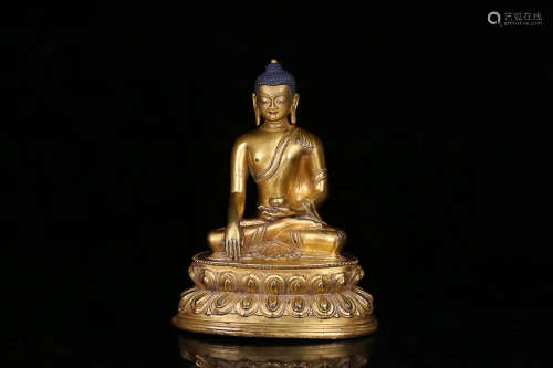 17-19TH CENTURY, A MEDICINE BUDDHA DESIGN OLD GILT BRONZE STATUE, QING DYNASTY