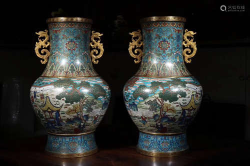 17-19TH CENTURY, A PAIR OF PLAYING BABY PATTERN CLOISONNE VASES, QING DYNASTY